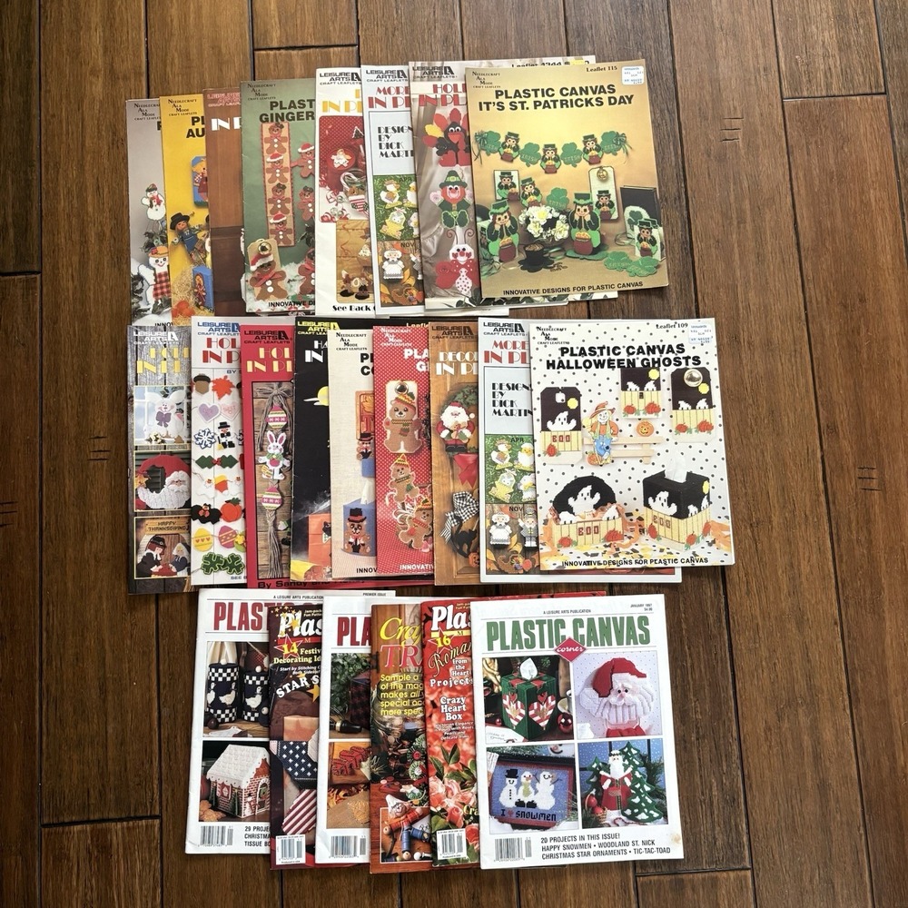 Plastic Canvas Holiday 17 Leaflets Lot‎ Plus 6 Magazines Precut Matching Canvas